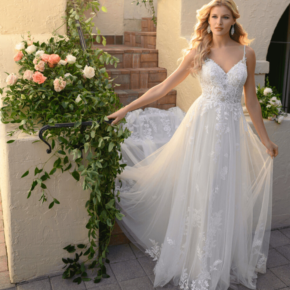 Click & Collect - Braut Look Cinderella - hochzeitsrausch Brautmoden Webshop